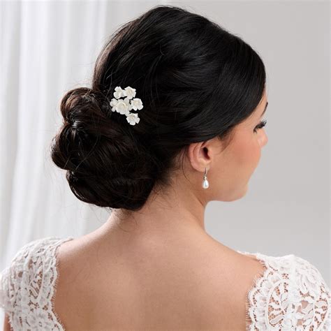 Accessori capelli matrimonio con fiori e perle