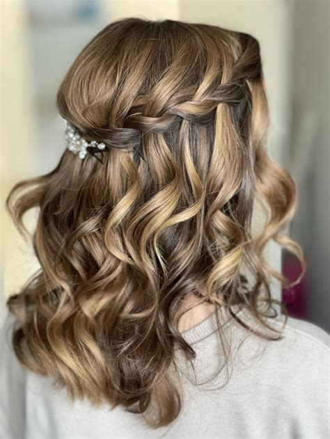 Acconciature con trecce per matrimonio