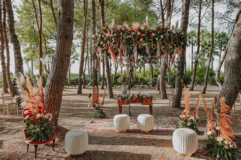 Tettoia floreale per matrimonio