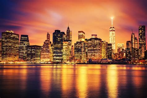 Skyline di New York al tramonto dall'Empire State Building