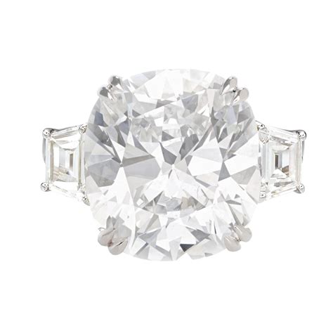 Anello di fidanzamento con diamante taglio old mine