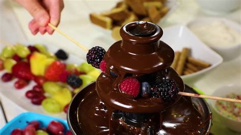 Diverse tipologie di fontane di cioccolato