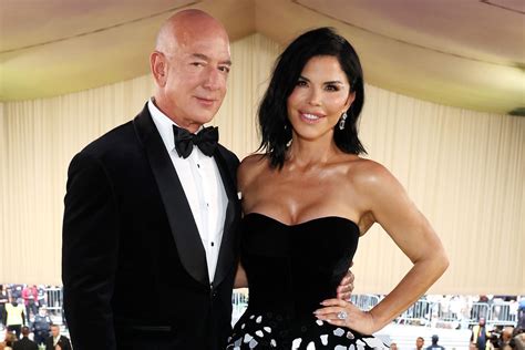 Jeff Bezos e Lauren Sanchez