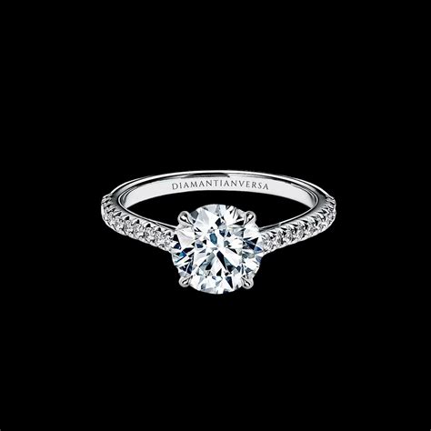 Anello di fidanzamento con diamante solitario
