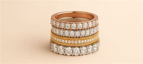 Anelli di diverse tonalità d'oro
