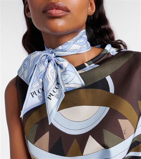 Foulard di seta con stampa