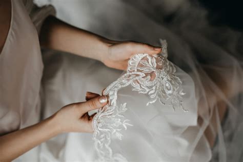 Pulizia abito da sposa dopo il matrimonio
