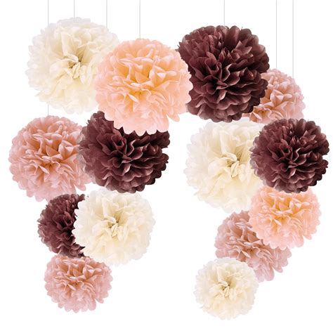 Decorazioni floreali in carta per addio al nubilato