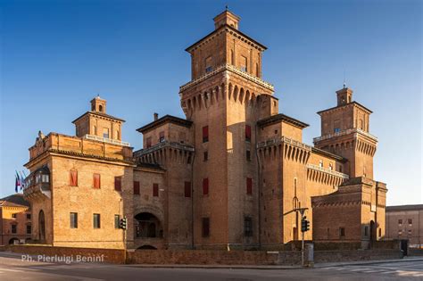 Infografica con valutazioni del Castello degli Dei
