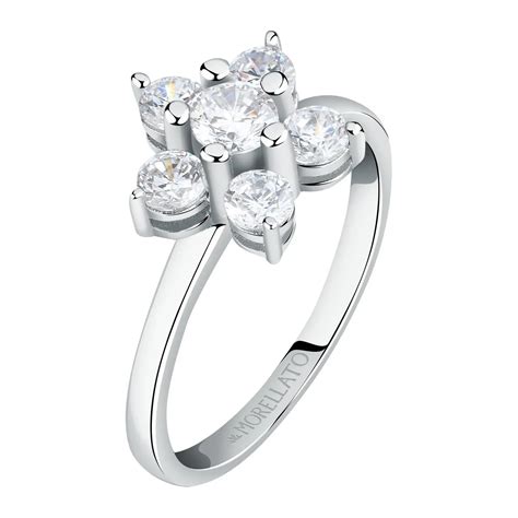 Collana e orecchini Morellato abbinati ad un anello