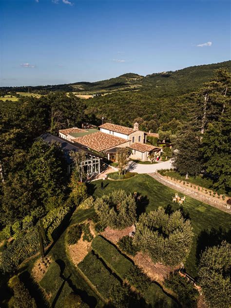 Location del matrimonio: I Borghi dell'Eremo, Umbria