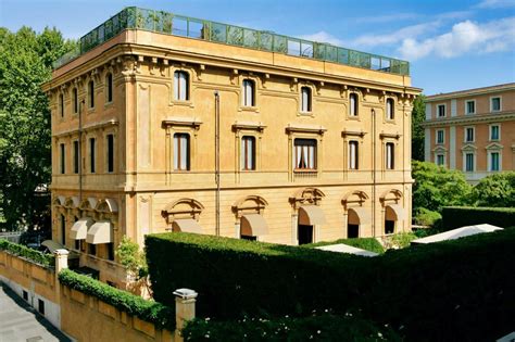 Certificazione Doppia Corona d'Oro Residenze d'Epoca