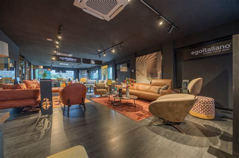 Showroom di arredamento