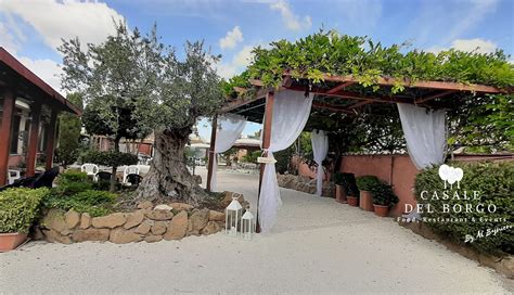 Interno sala ristorante Casale del Borgo
