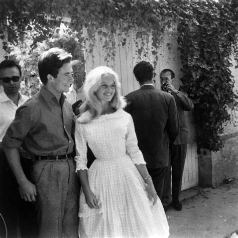 Abito da sposa Vichy di Brigitte Bardot