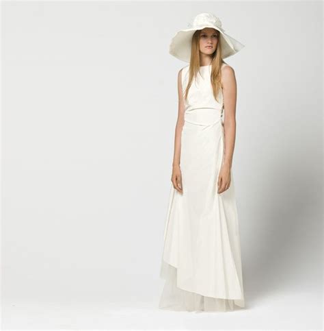 Abiti da sposa minimalisti