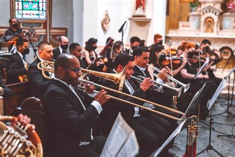 Diverse opzioni di strumenti musicali per la cerimonia nuziale