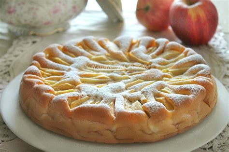 Immagine di nozze dolci con panna montata