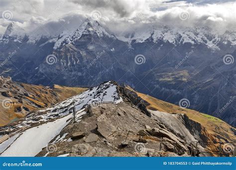 Panorama delle Alpi Svizzere