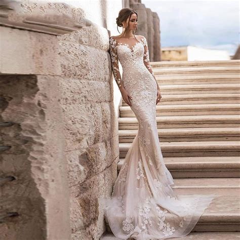 Modelli di abiti da sposa: sirena, trapezio, scollo a V