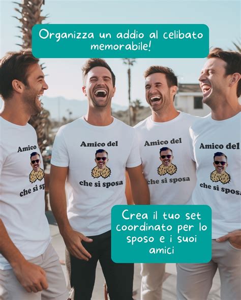 Gruppo di amici che pianifica un addio al celibato