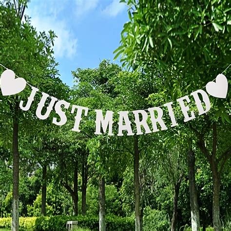 Striscione di matrimonio con scritta 