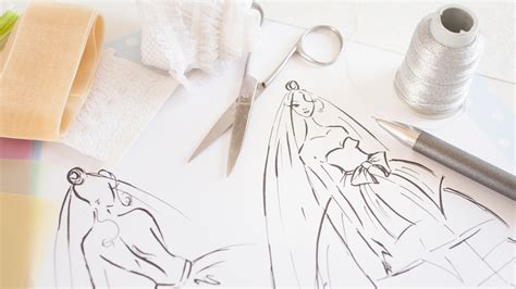 Schema che illustra le fasi della creazione di un abito da sposa su misura