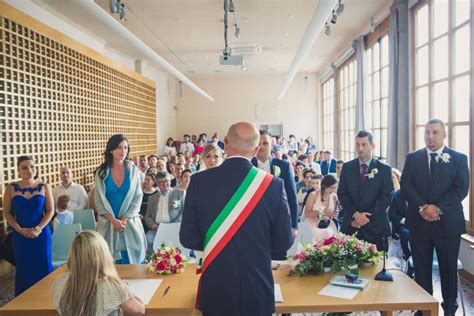 Sala comunale per celebrazione matrimonio