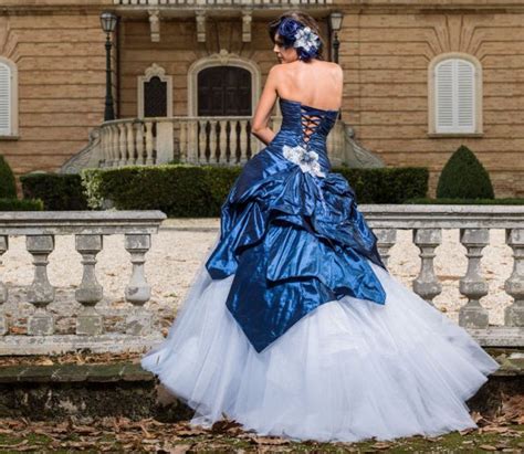 Significato dell'abito da sposa blu