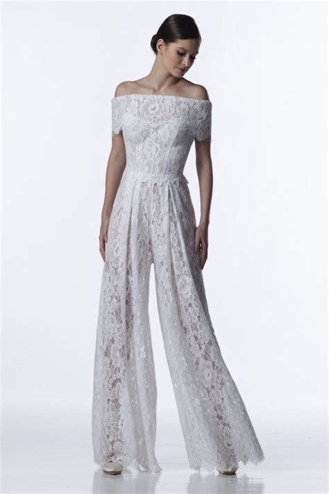Modelli di pantaloni da sposa a confronto