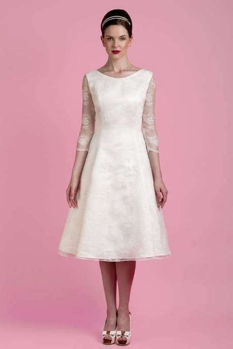 Abiti da sposa anni '60 con minigonna