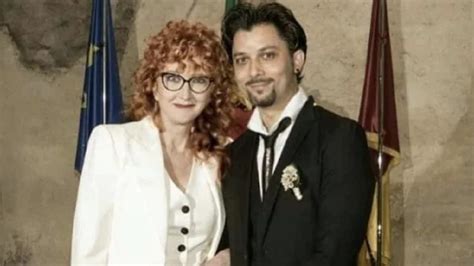 Fiorella Mannoia e Carlo Di Francesco durante il matrimonio