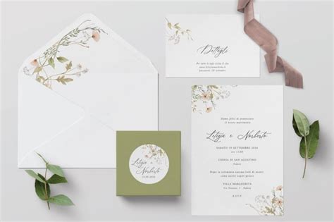 Illustrazione che mostra diversi elementi di un matrimonio: fiori, torta, abiti, inviti