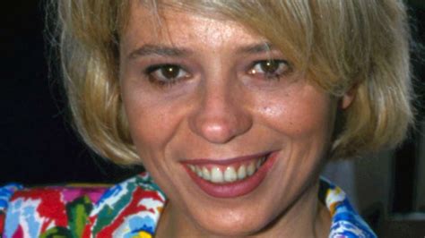 Ritratto di Maria De Filippi da giovane
