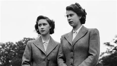 Regina Elisabetta con Bobo MacDonald e la Principessa Margaret