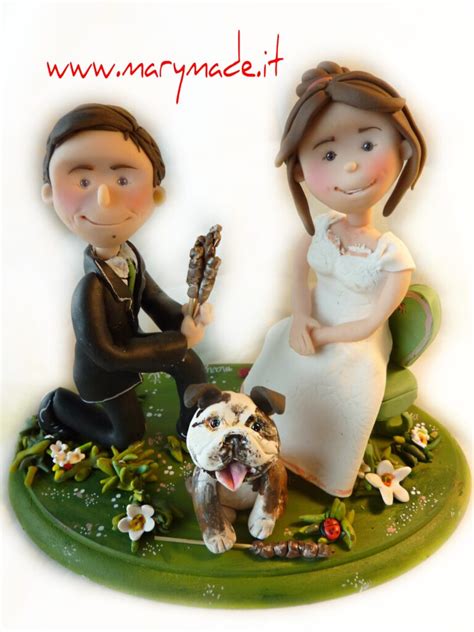 Cake topper personalizzato con gli sposi