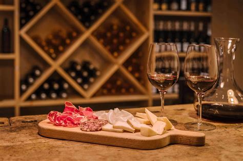 Cantina vinicola con degustazione