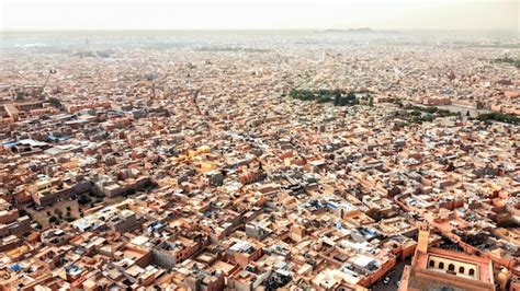 Vista aerea di Marrakech con i suoi mercati