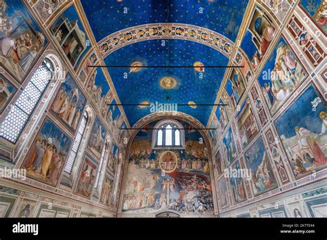Cappella affrescata con affreschi originali