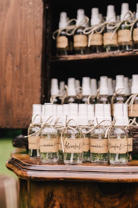 Esempi di contenuti per wedding bag estiva e invernale