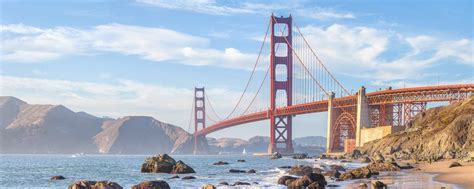 Vista panoramica di San Francisco con il Golden Gate Bridge