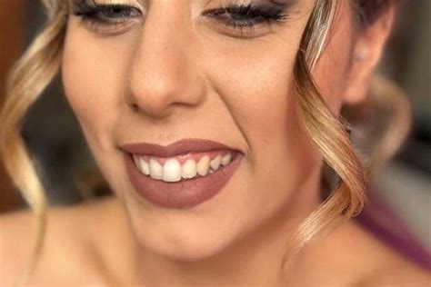 Schema di colori per il trucco da damigella