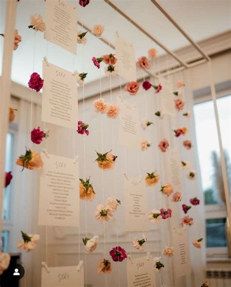 Schermata principale di Pinterest con varie idee per matrimoni