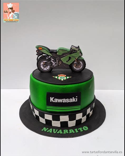 Torta nuziale a tema moto Kawasaki
