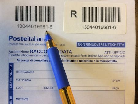 Simbolo di raccomandata con ricevuta di ritorno