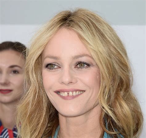 Vanessa Paradis in una scena del film Knife+Heart
