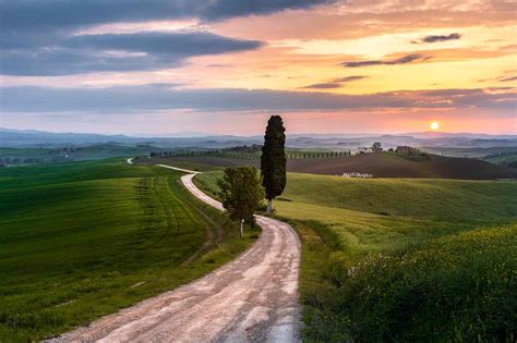 Strada panoramica in Toscana