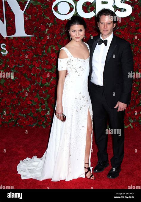 Foto di Phillipa Soo e Steven Pasquale