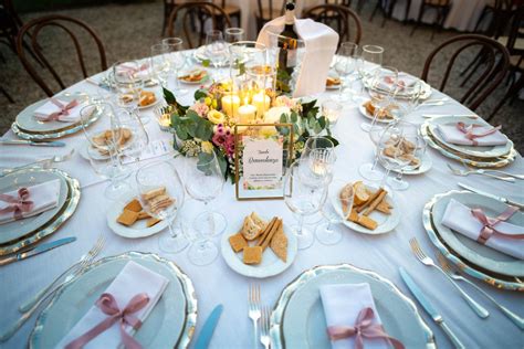 Decorazione tavoli banchetto nuziale italiano