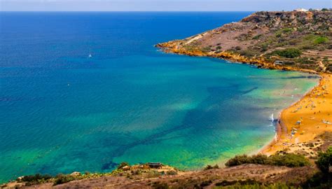 Spiaggia rossa di Ramla Bay